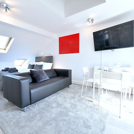 Stylish Studios By Luxestays Fulham London Bagian luar foto