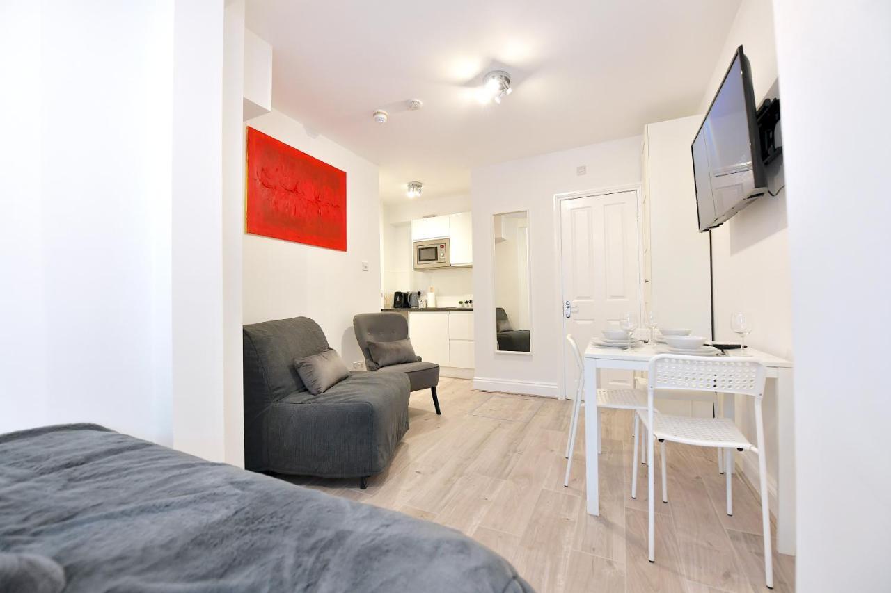 Stylish Studios By Luxestays Fulham London Bagian luar foto