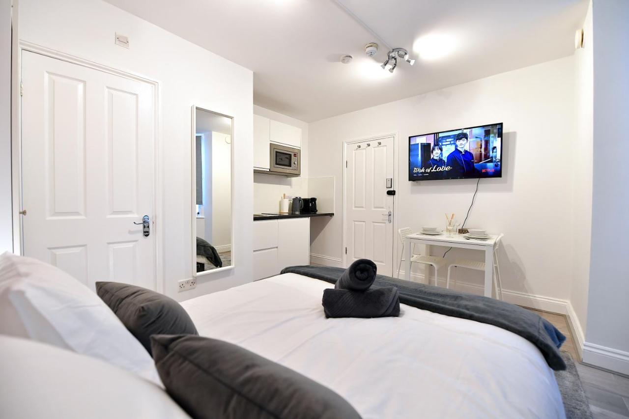 Stylish Studios By Luxestays Fulham London Bagian luar foto